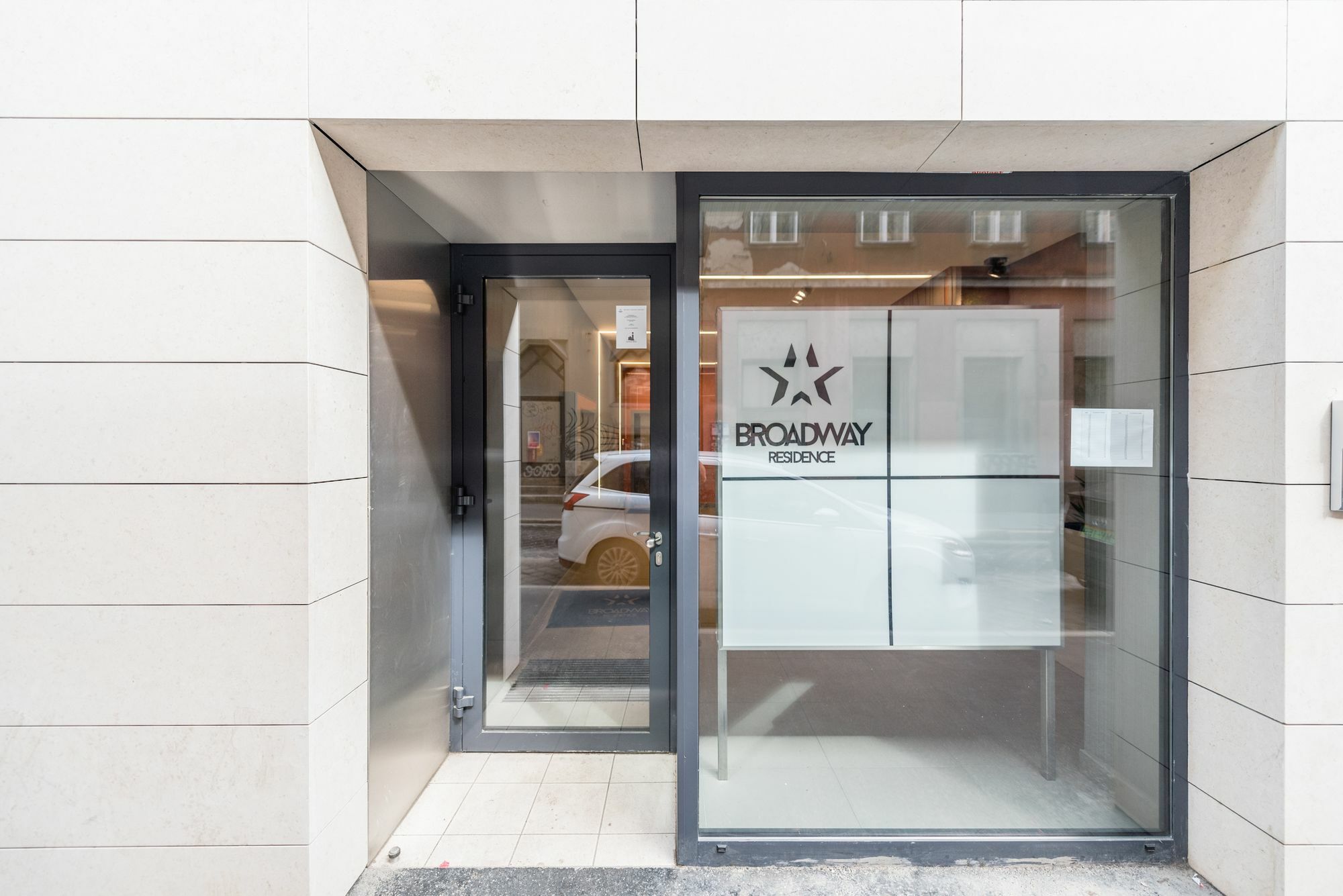 Oasis Apartments At Broadway Residence Budapeszt Zewnętrze zdjęcie